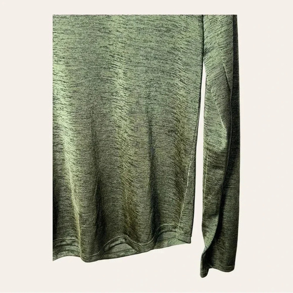 0225. LIBBY EDELMAN SHEER LONG SLEEVES TOP HUNTER GREEN IN COLOR SIZE MEDIUM‎ - Picture 5 of 8